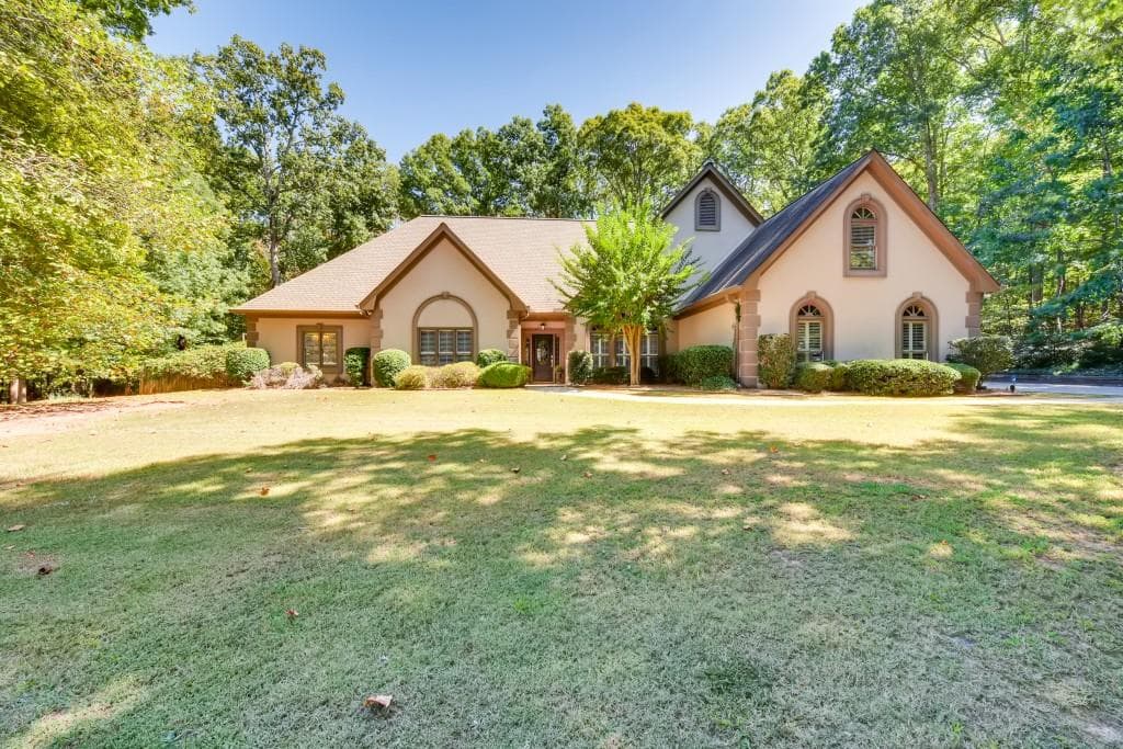 105 Blakewood Drive, Roswell, GA 30075 — most recent listing photo
