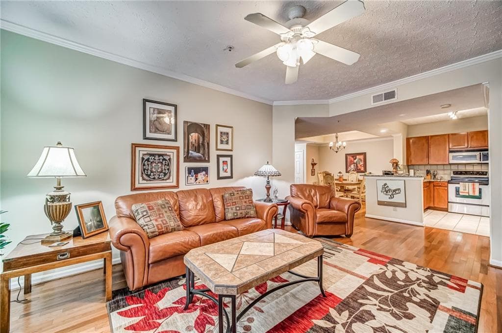2 bedroom, 2 bathroom, 1,181 sq ft condominium sold at 1250 Parkwood Circle 1106, Atlanta, GA 30339