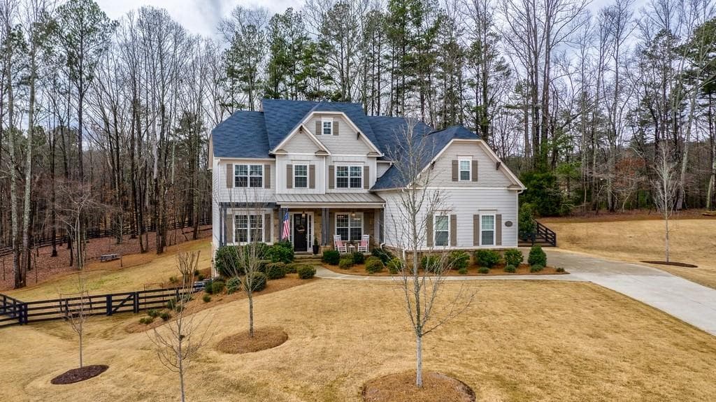 7 bedroom, 5 bathroom, 5,497 sq ft single family residence sold at 10140 Peaks Parkway, Milton, GA 30004