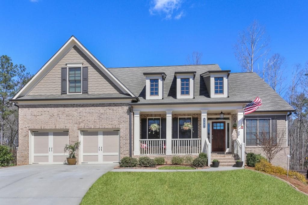 4 bedroom, 5 bathroom, 3,035 sq ft single family residence sold at 565 Barkley Hill, Alpharetta, GA 30004