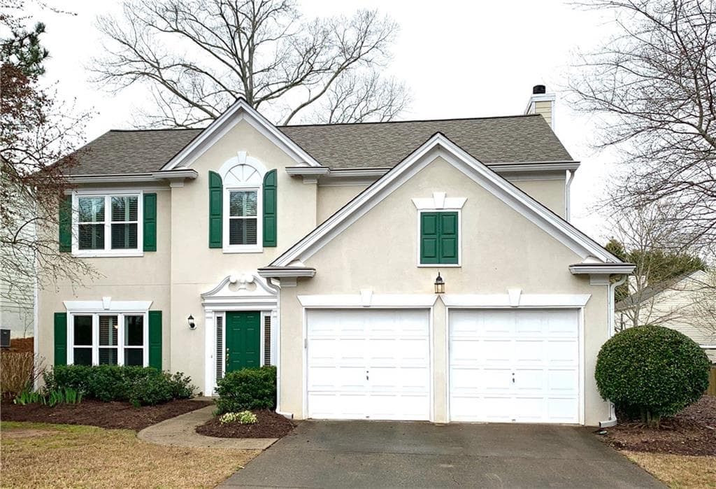 4 bedroom, 3 bathroom, 2,208 sq ft single family residence sold at 2145 Traywick Chase, Alpharetta, GA 30004