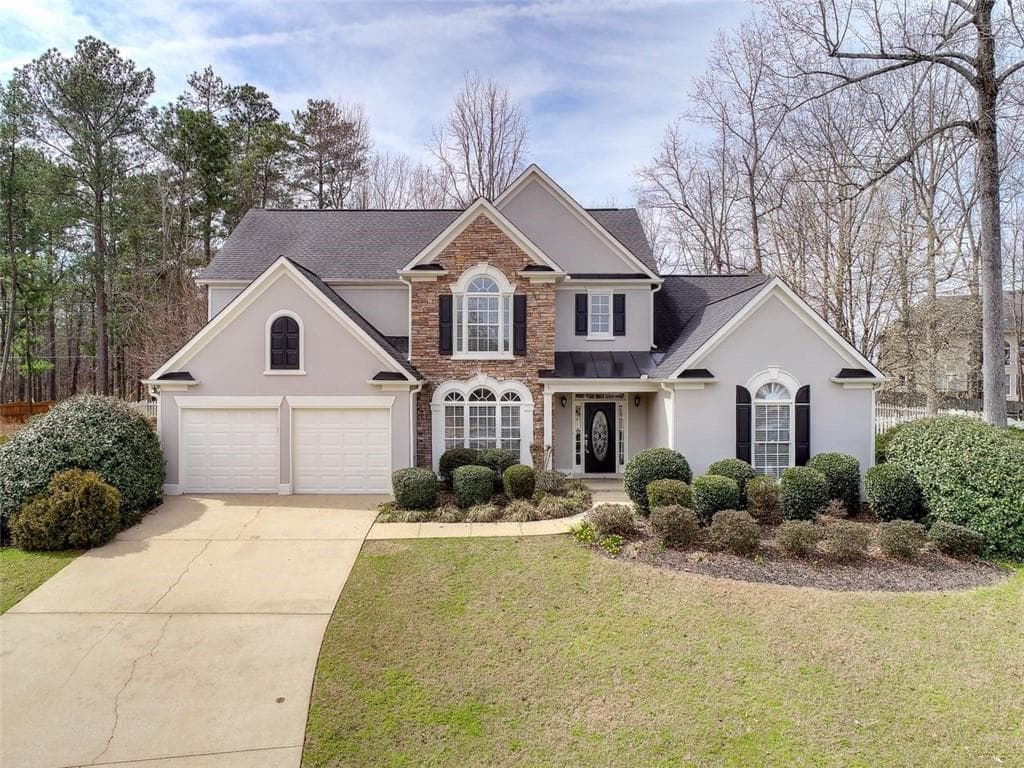 4 bedroom, 3 bathroom, 2,420 sq ft single family residence sold at 725 Wood Rose Court, Alpharetta, GA 30005