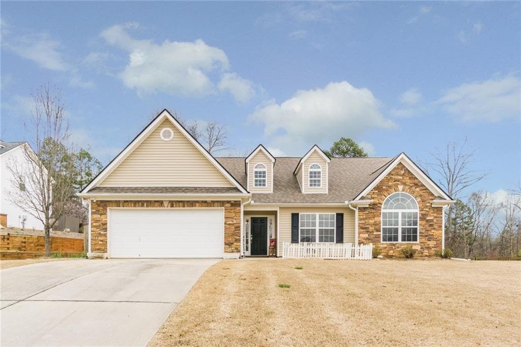 9210 Woodland Tree Lane, Cumming, GA 30028 — most recent listing photo