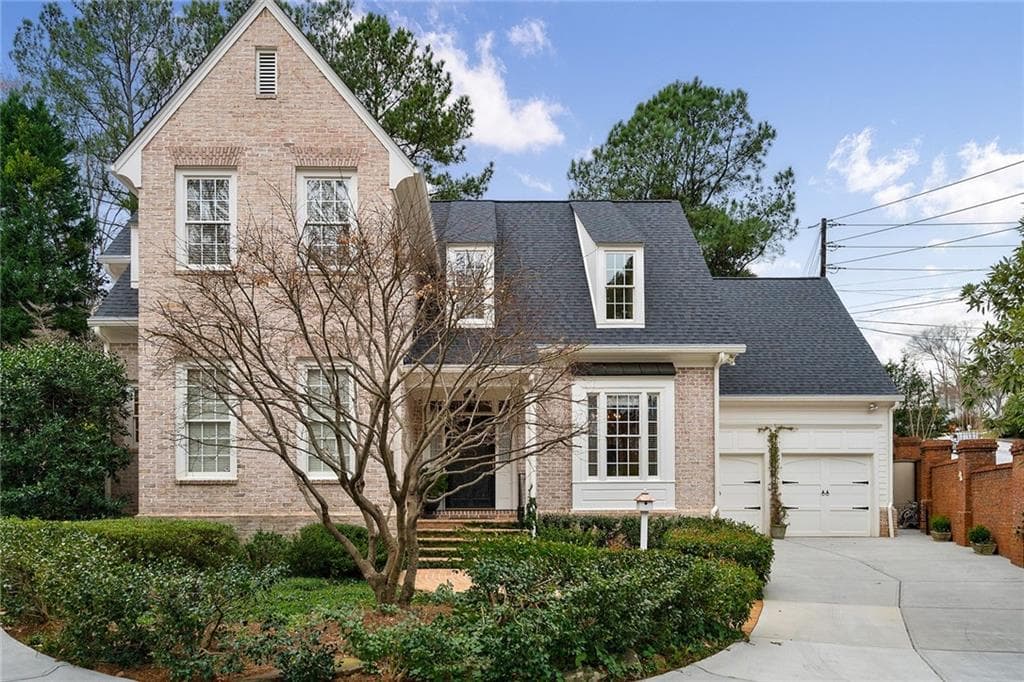 3 bedroom, 3 bathroom, 3,587 sq ft single family residence sold at 3110 Paces Mill Road, Atlanta, GA 30339