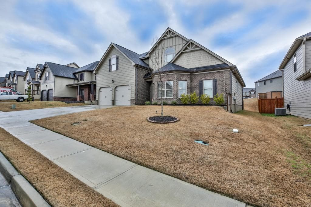 4 bedroom, 4 bathroom, 2,905 sq ft single family residence sold at 1680 Long Acre Drive, Loganville, GA 30052