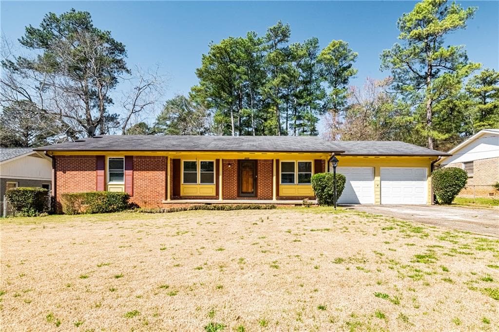 4 bedroom, 2 bathroom, 1,939 sq ft single family residence sold at 3699 Stanford Circle, Decatur, GA 30034
