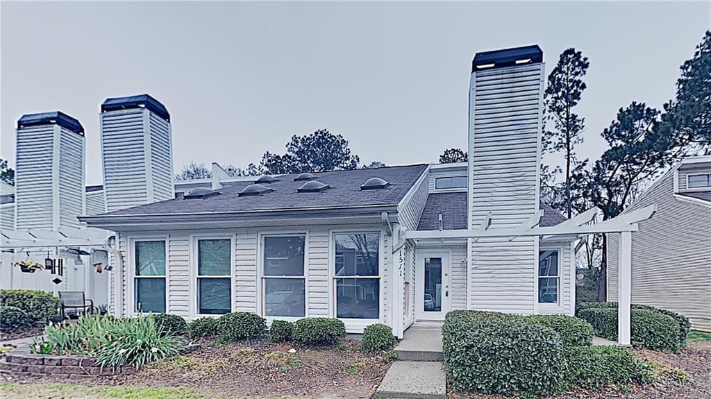 2 bedroom, 2 bathroom, 1,241 sq ft townhouse sold at 1511 Planters Ridge Lane, Alpharetta, GA 30004