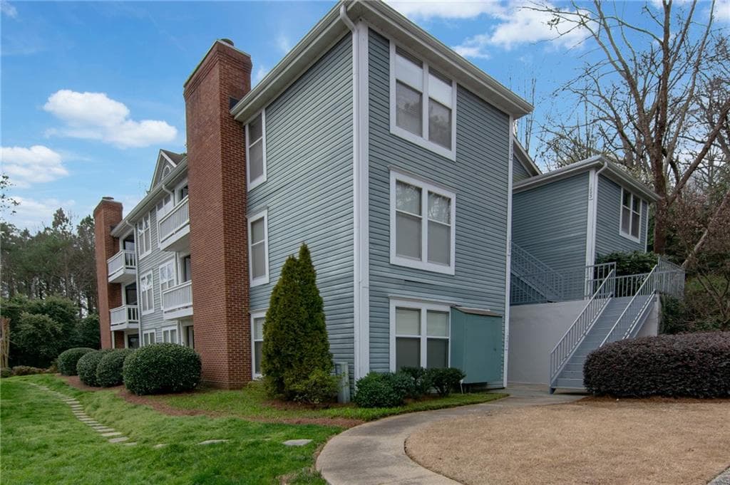 1293 Keys Lake Drive, Brookhaven, GA 30319 — most recent listing photo
