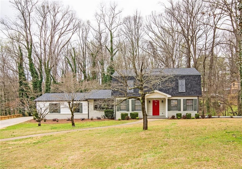 5 bedroom, 3 bathroom, 3,800 sq ft single family residence sold at 4545 Orkney Lane, Atlanta, GA 30331