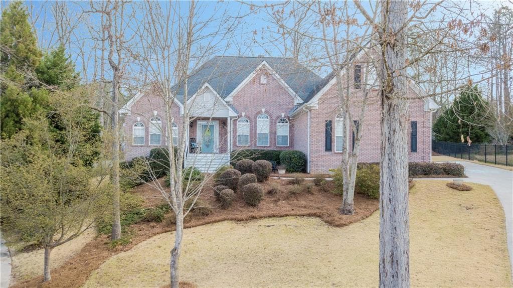 4 bedroom, 4 bathroom, 4,418 sq ft single family residence sold at 1819 Wesleyan Lane, Loganville, GA 30052