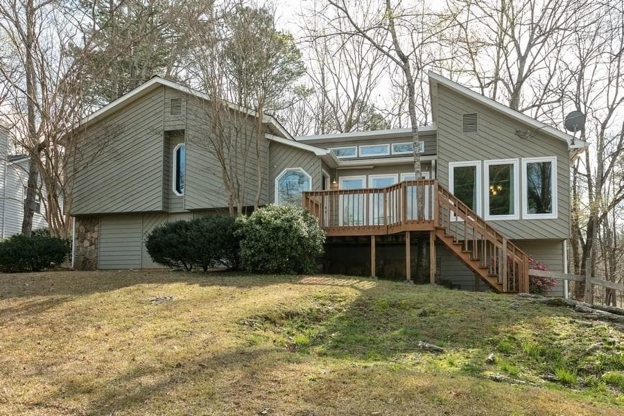 4 bedroom, 3 bathroom, 1,628 sq ft single family residence sold at 4944 Keota Run, Roswell, GA 30075