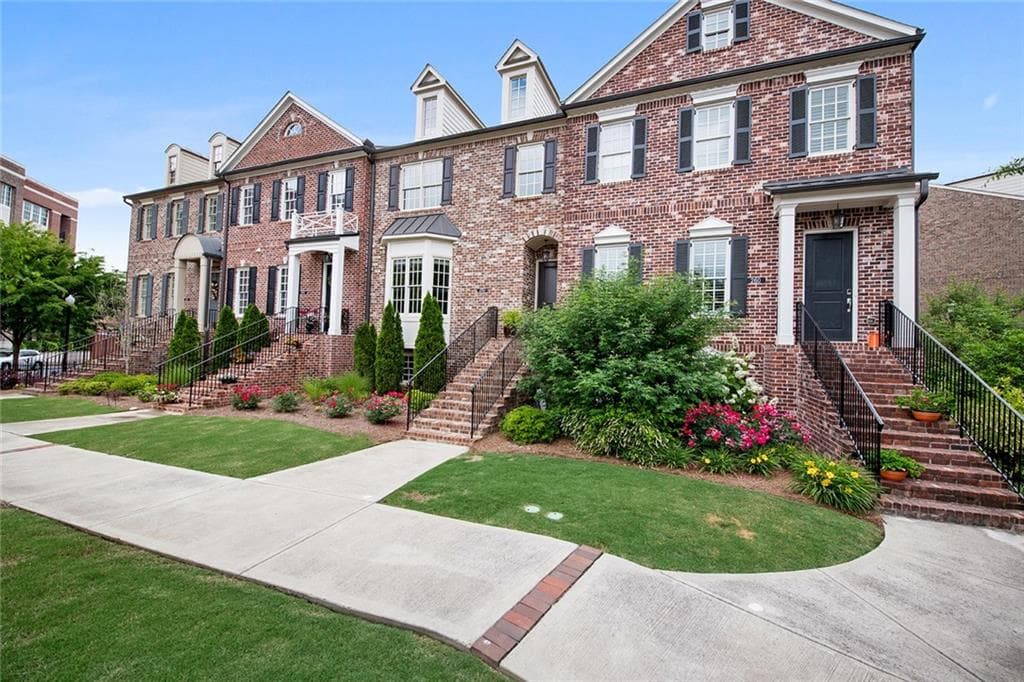 4 bedroom, 4 bathroom, 2,536 sq ft townhouse sold at 250 Rose Garden Lane, Alpharetta, GA 30009