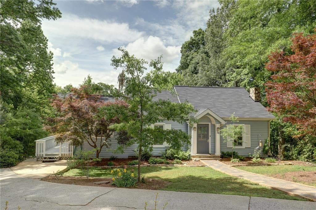 4 bedroom, 3 bathroom, 2,300 sq ft single family residence sold at 26 Pine Street, Roswell, GA 30075