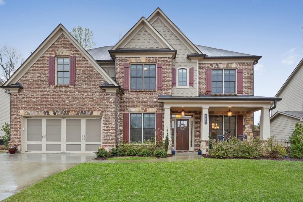5 bedroom, 4 bathroom, 3,690 sq ft single family residence sold at 535 Blackwell Bend, Alpharetta, GA 30004