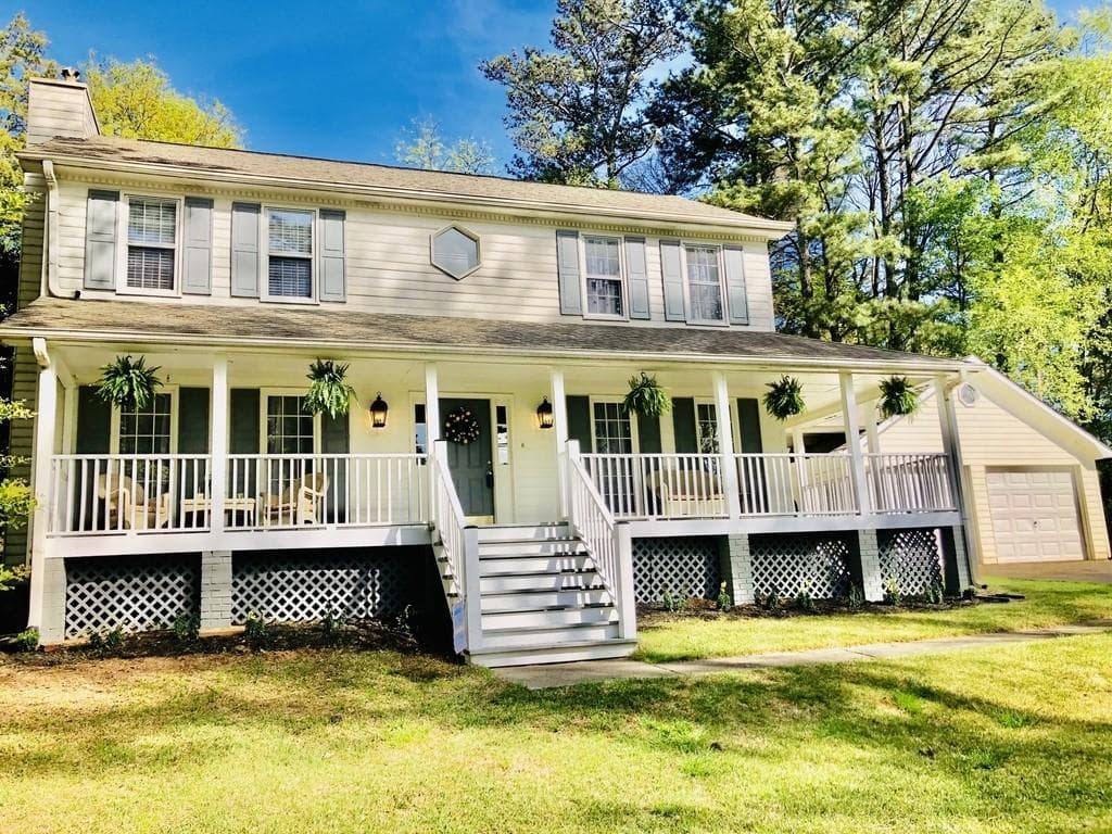 3 bedroom, 3 bathroom, 1,736 sq ft single family residence sold at 4020 Coyte Court, Marietta, GA 30062