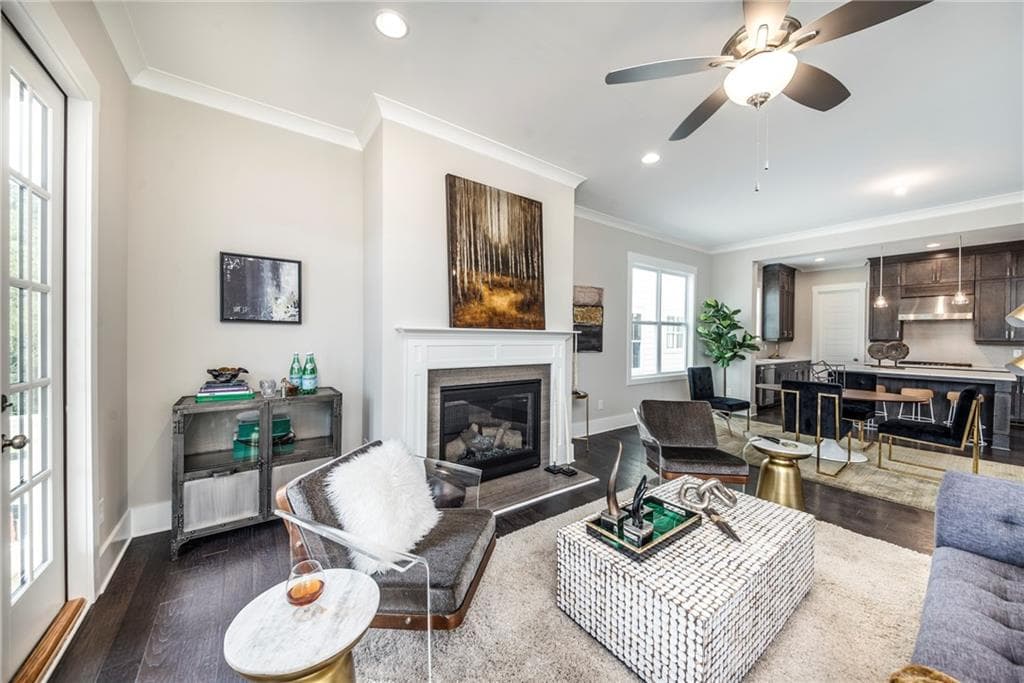 4 bedroom, 6 bathroom, 3,342 sq ft single family residence sold at 916 Luther Street, Atlanta, GA 30318