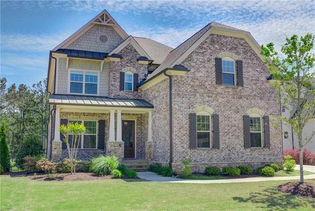 6 bedroom, 6 bathroom, 5,430 sq ft single family residence sold at 3492 Nettle Lane, Roswell, GA 30075