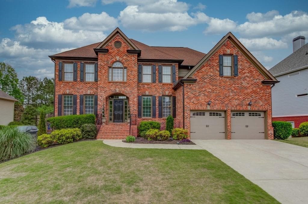 5 bedroom, 4 bathroom, 4,331 sq ft single family residence sold at 1230 LAMONT Circle, Dacula, GA 30019