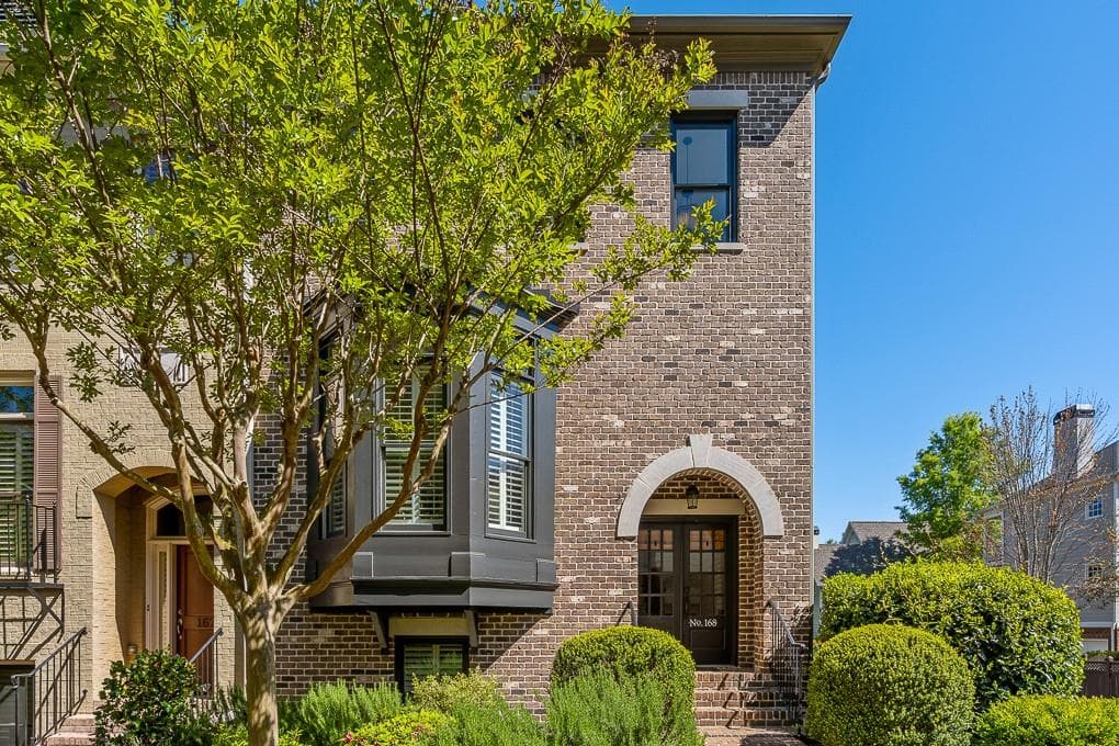 168 W Ridge Way, Roswell, GA 30076 — most recent listing photo