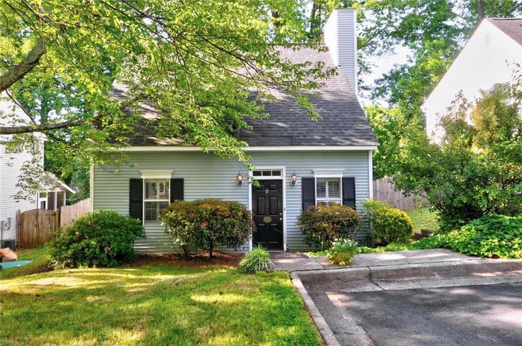 2 bedroom, 3 bathroom, 1,144 sq ft single family residence sold at 1151 Haven Brook Place, Brookhaven, GA 30319