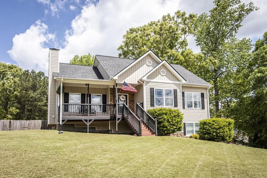 4 bedroom, 3 bathroom, 1,784 sq ft single family residence sold at 152 Adair Court, Dallas, GA 30157