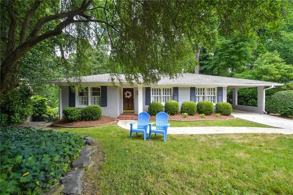 4 bedroom, 3 bathroom, 2,222 sq ft single family residence sold at 1532 Walthall Court, Atlanta, GA 30318