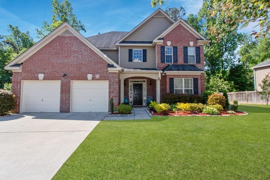 4 bedroom, 3 bathroom, 2,957 sq ft single family residence sold at 2902 Reason Court, Snellville, GA 30039