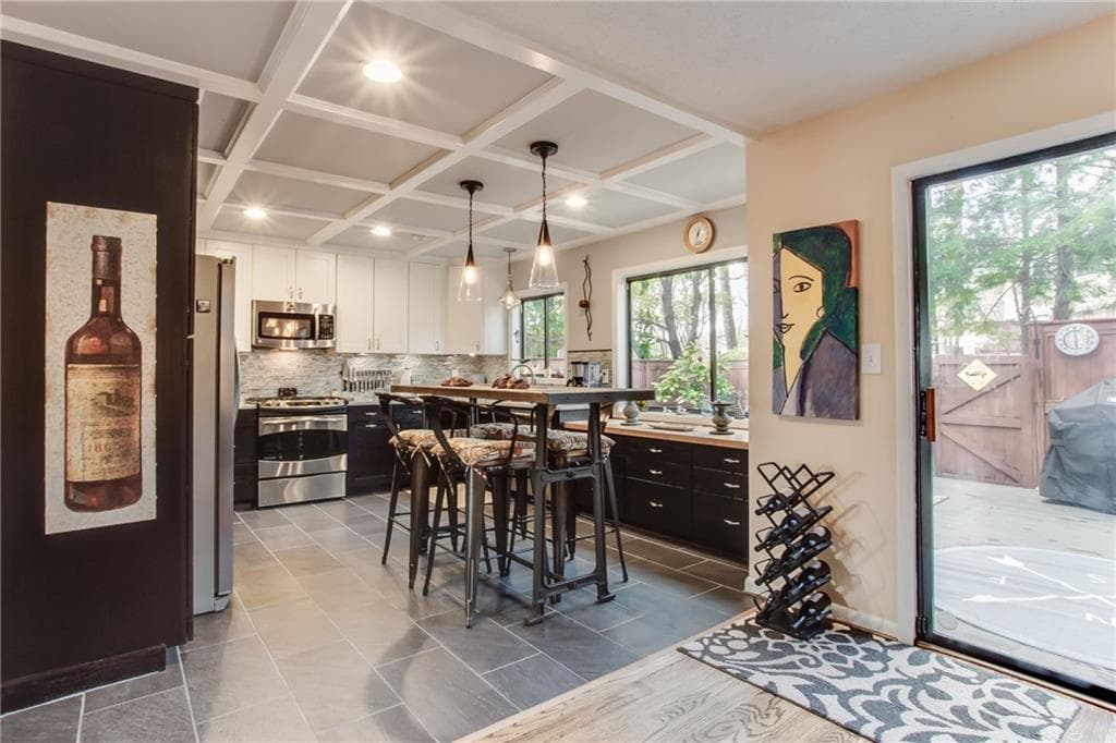 3 bedroom, 3 bathroom, 2,588 sq ft townhouse sold at 24 Basswood Circle, Atlanta, GA 30328