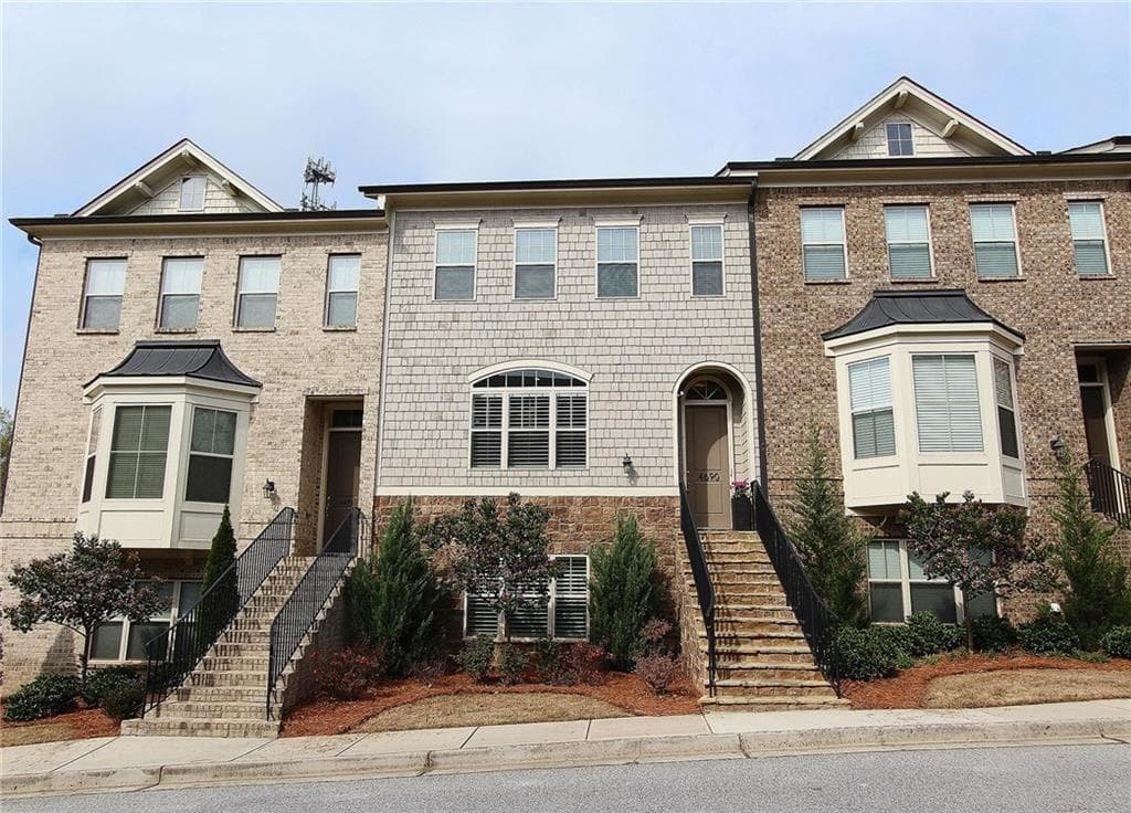 3 bedroom, 4 bathroom, 2,502 sq ft townhouse sold at 4690 Pine Street, Smyrna, GA 30080
