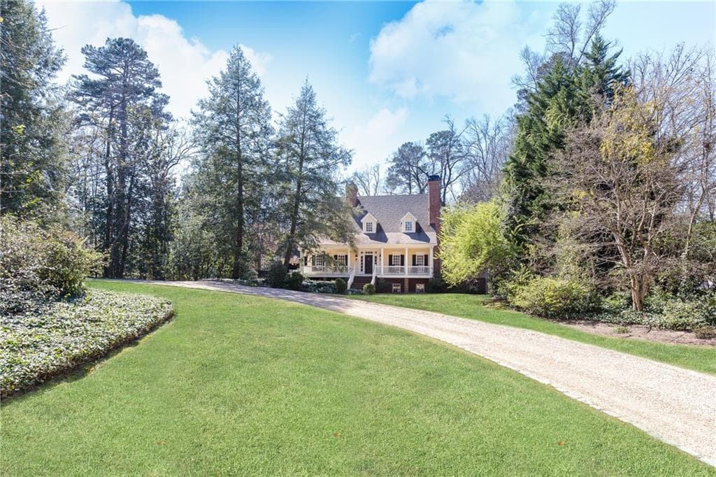 4 bedroom, 6 bathroom, 5,750 sq ft single family residence sold at 2692 Mabry Road, Brookhaven, GA 30319