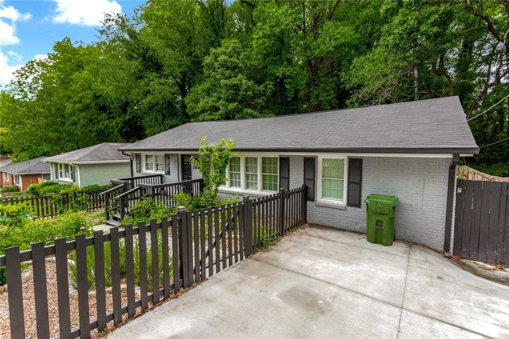 4 bedroom, 2 bathroom, 1,554 sq ft single family residence sold at 2317 Polar Rock Avenue, Atlanta, GA 30315