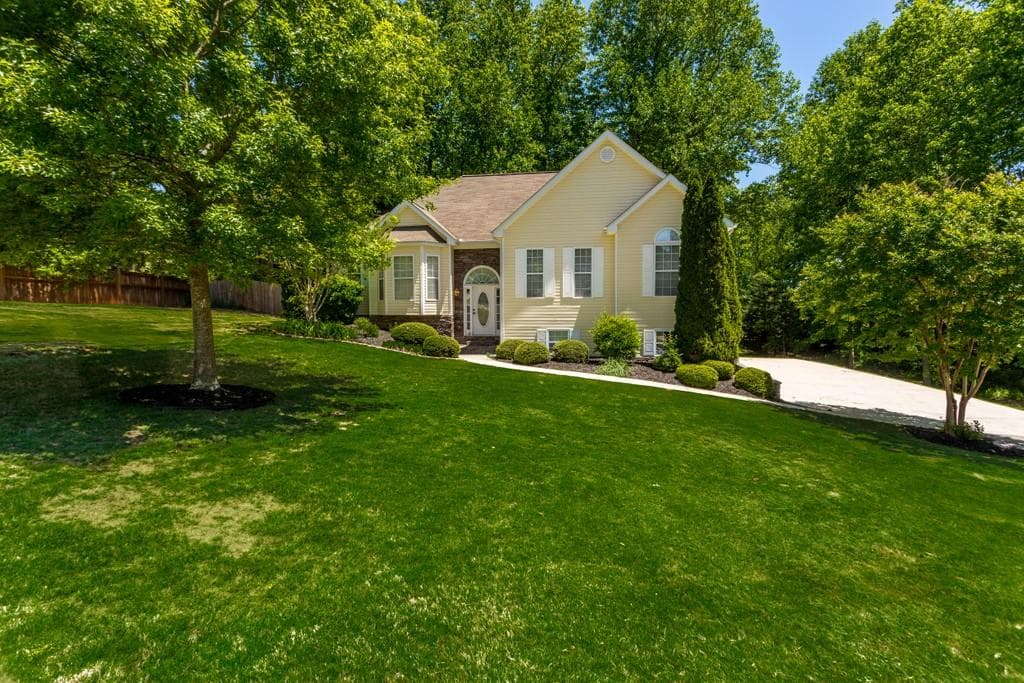 162 Bryn Brooke Drive, Dawsonville, GA 30534 — most recent listing photo