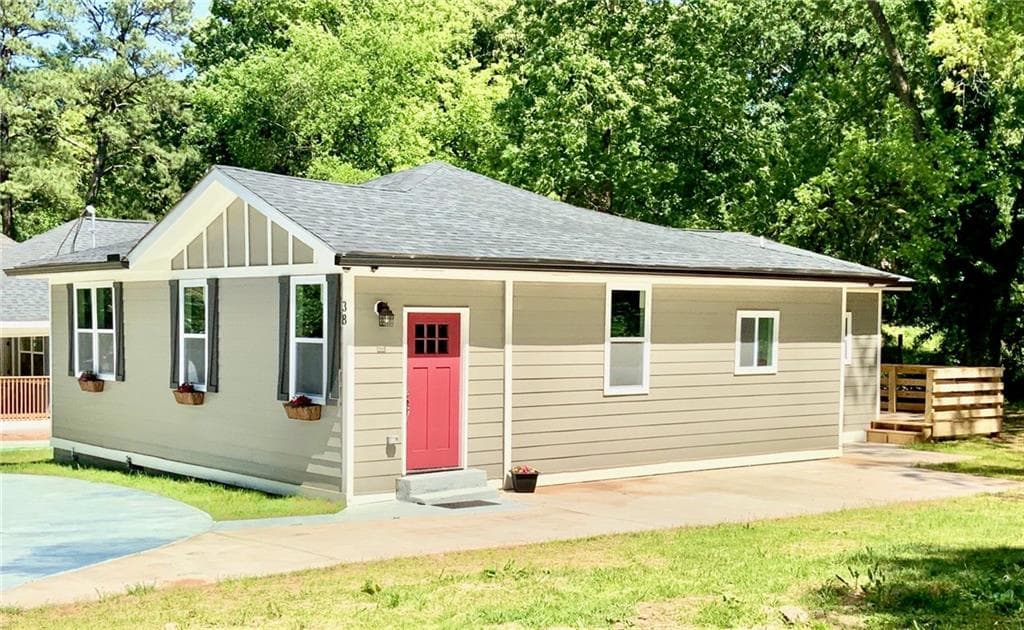 3 bedroom, 2 bathroom, 1,444 sq ft single family residence sold at 38 Lethea Street, Atlanta, GA 30315
