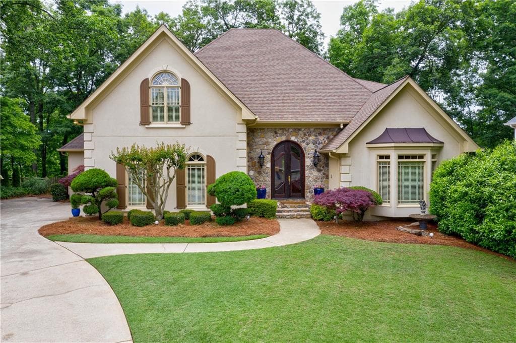 5 bedroom, 4 bathroom, 4,052 sq ft single family residence sold at 3945 Schooner Ridge, Alpharetta, GA 30005