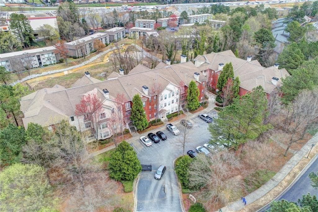 2 bedroom, 2 bathroom, 1,253 sq ft condominium sold at 5641 Roswell Road 218, Atlanta, GA 30342