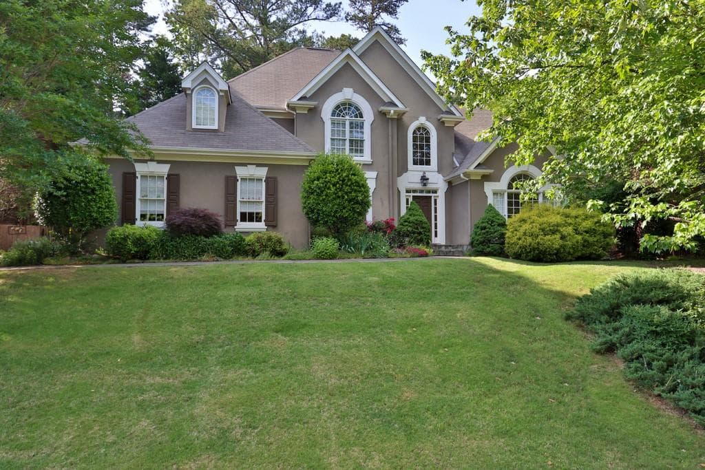 5 bedroom, 5 bathroom, 3,129 sq ft single family residence sold at 425 Arborshade Trace, Johns Creek, GA 30097