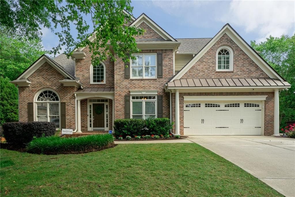 6 bedroom, 5 bathroom, 5,320 sq ft single family residence sold at 800 Kendall Knoll Way, Smyrna, GA 30126