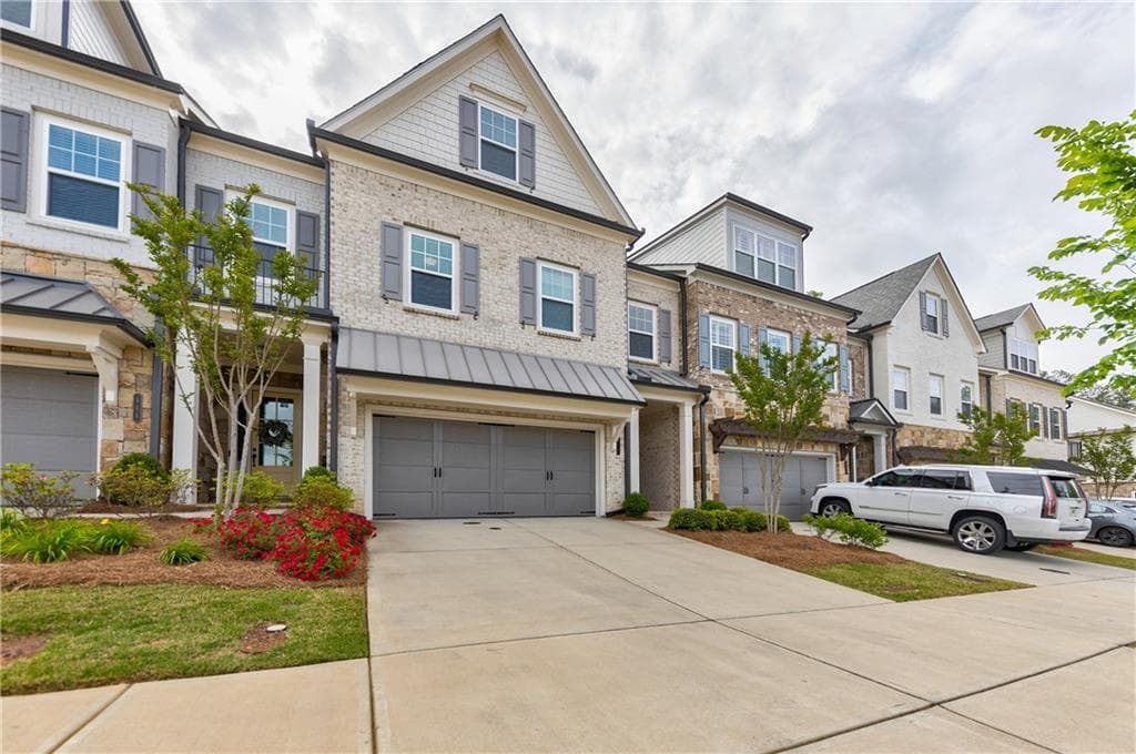 4 bedroom, 4 bathroom, 3,400 sq ft townhouse sold at 112 Calder Drive, Alpharetta, GA 30009