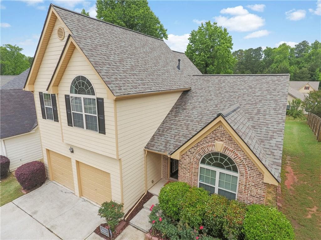3 bedroom, 3 bathroom, 2,056 sq ft single family residence sold at 4948 Cottonwood Trail, Gainesville, GA 30504