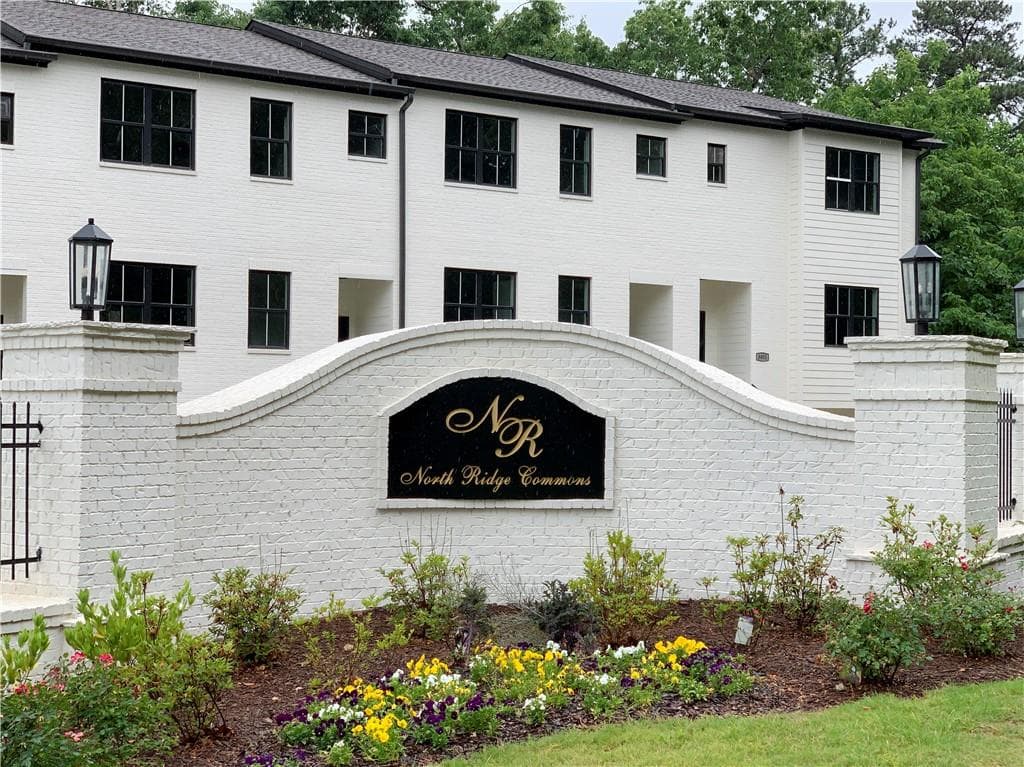 8011 Linfield Way, Sandy Springs, GA 30350 — most recent listing photo