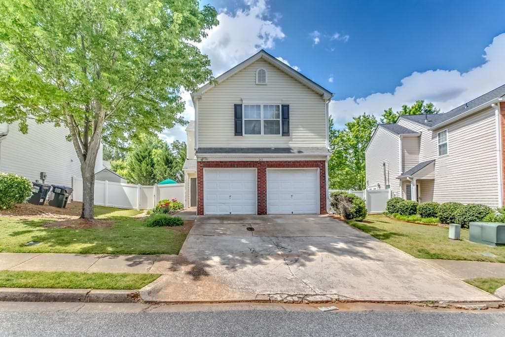 3 bedroom, 3 bathroom, 1,360 sq ft single family residence sold at 263 Oak Grove Way, Acworth, GA 30102