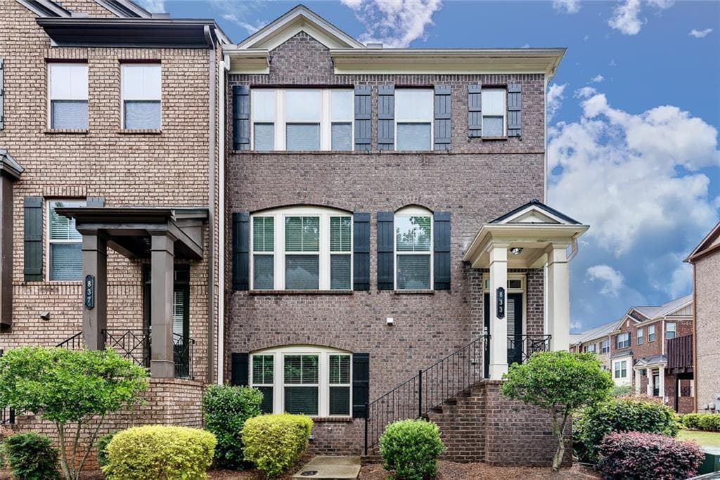 833 Ivy Vine Place, Alpharetta, GA 30004 — most recent listing photo