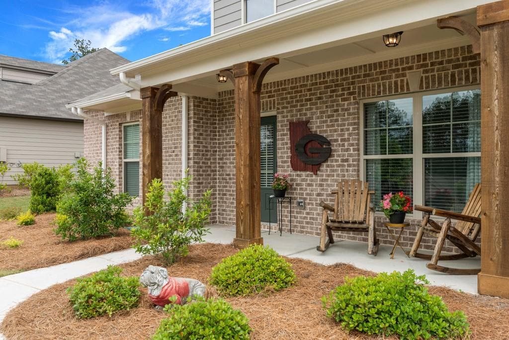4 bedroom, 4 bathroom, 3,258 sq ft single family residence sold at 17 Turtle Rock Cove, Acworth, GA 30101