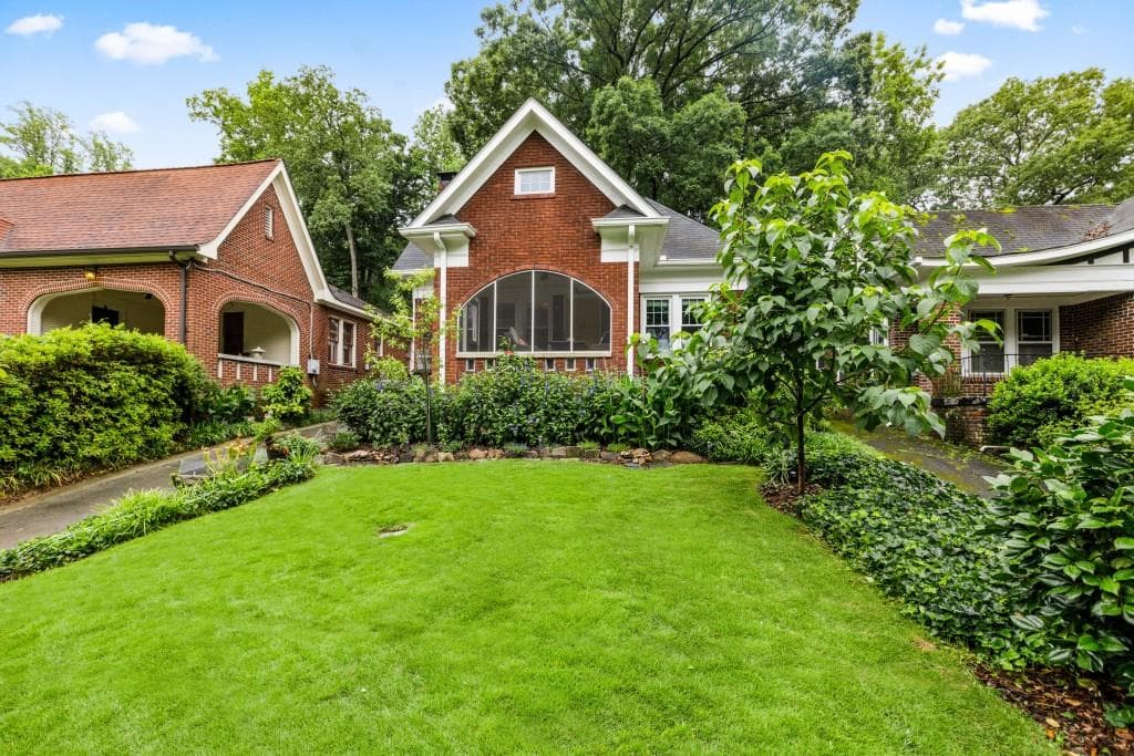 4 bedroom, 3 bathroom, 1,757 sq ft single family residence sold at 877 Amsterdam Avenue, Atlanta, GA 30306