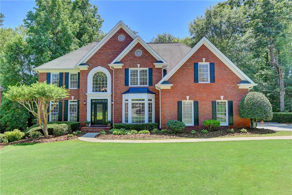 6 bedroom, 5 bathroom, 5,708 sq ft single family residence sold at 10605 Oxford Mill Circle, Johns Creek, GA 30022
