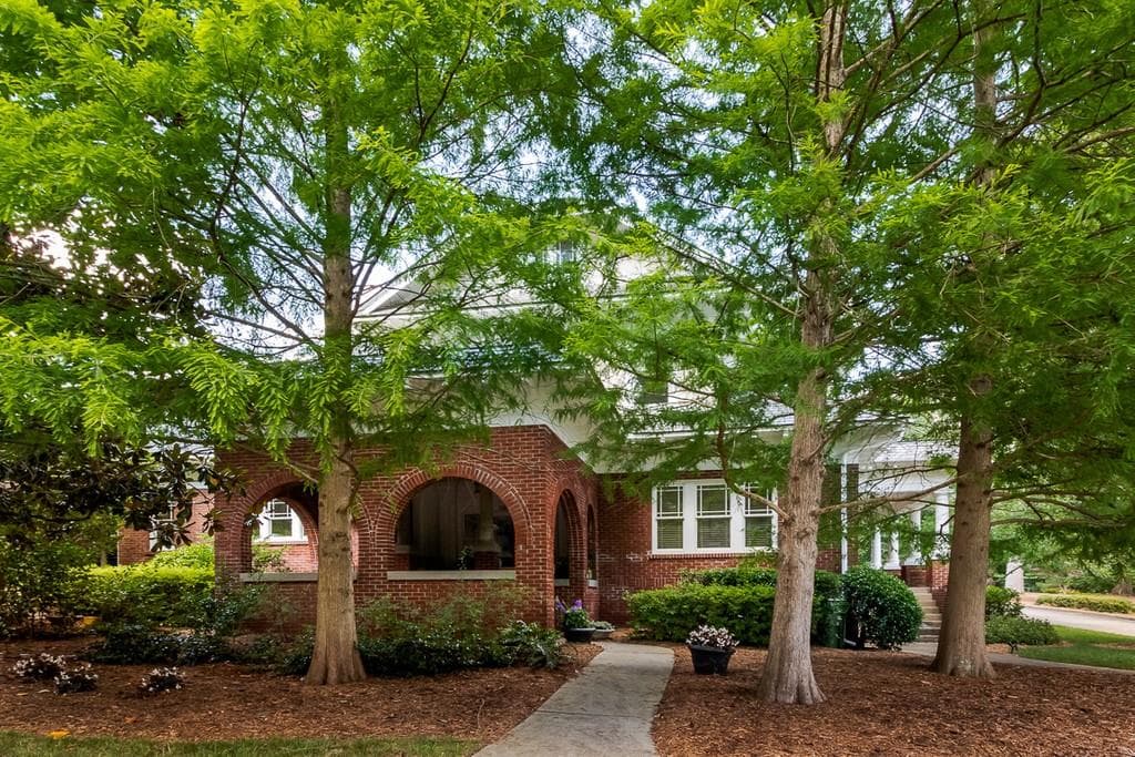 3 bedroom, 3 bathroom, 3,906 sq ft townhouse sold at 1304 Ponce De Leon Avenue, Atlanta, GA 30306