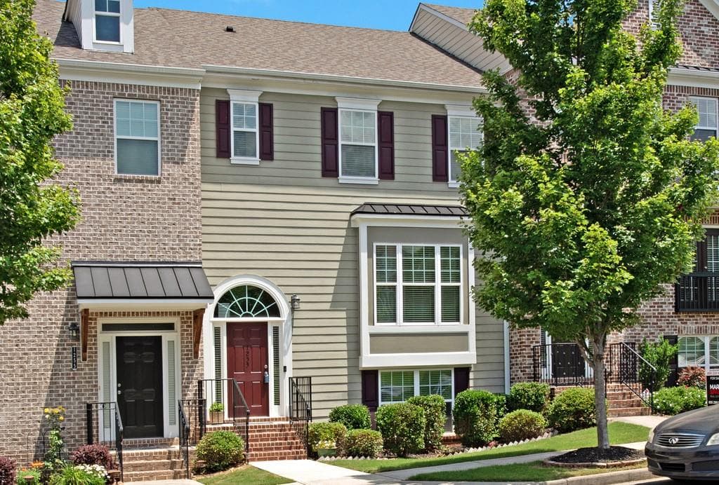 1253 Park Pass Way 113, Suwanee, GA 30024 — most recent listing photo