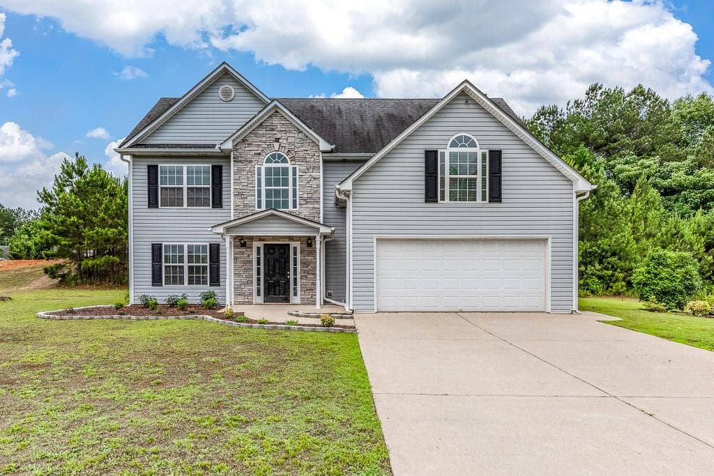4 bedroom, 3 bathroom, 2,335 sq ft single family residence sold at 125 Lazy Water Drive, Dallas, GA 30157