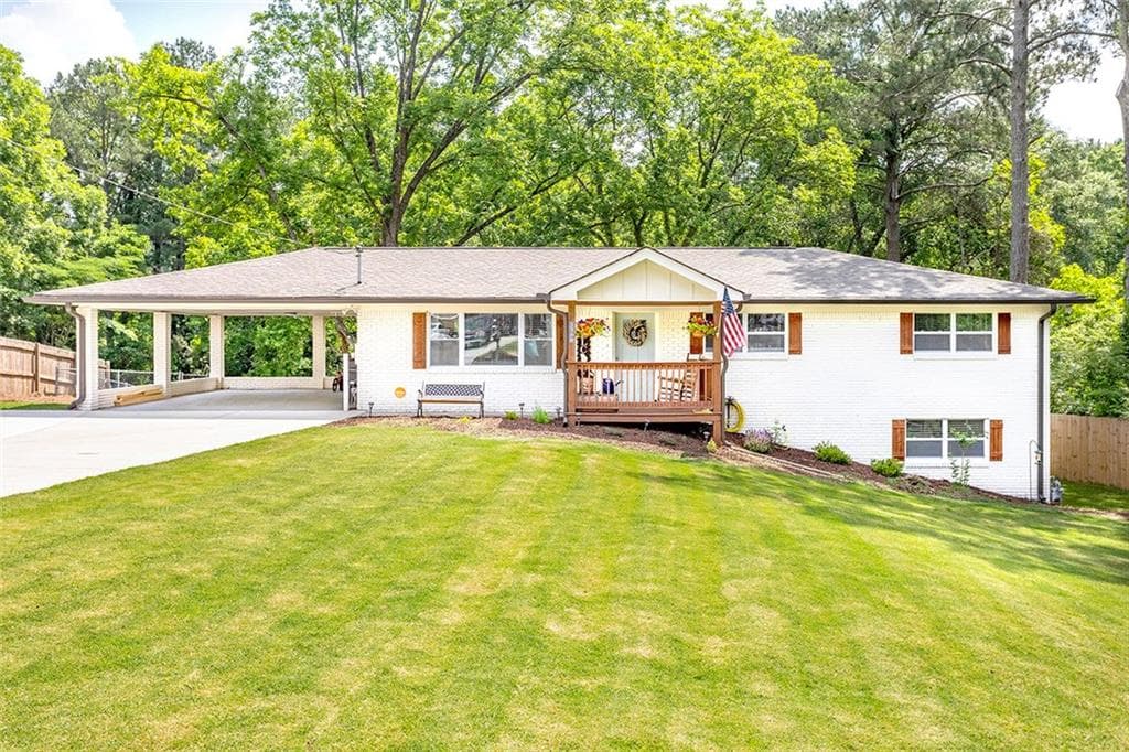 3 bedroom, 2 bathroom, 2,362 sq ft single family residence sold at 3366 Sanford Drive, Marietta, GA 30066