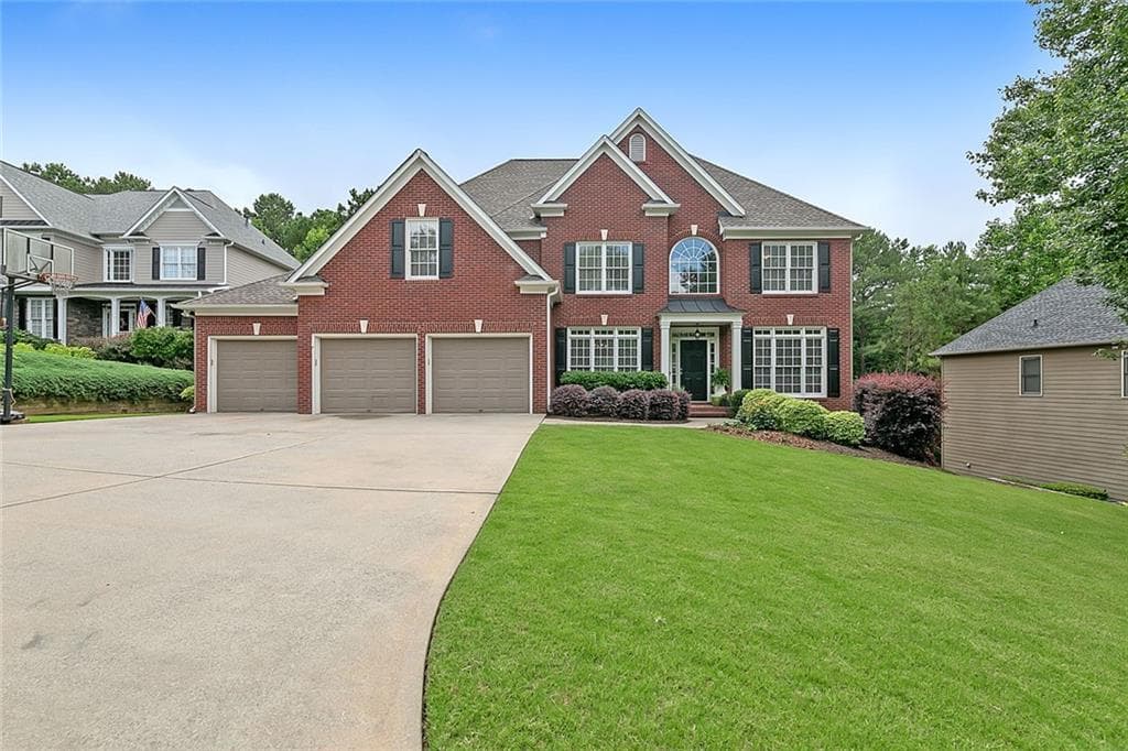 6 bedroom, 5 bathroom, 4,455 sq ft single family residence sold at 513 Lakewood Court, Canton, GA 30114
